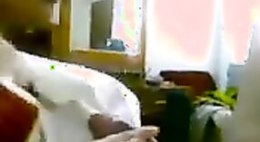 Een Pakistaanse koppels stomende Skype seks sessie 3 min 20 sec