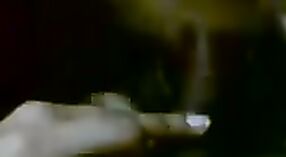 একটি পাকিস্তানি দম্পতিরা বাষ্পীয় স্কাইপ সেক্স সেশন 1 মিন 00 সেকেন্ড