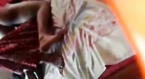 Indiase Huisvrouw laat haar echtgenoot opnemen hun intieme momenten 2 min 10 sec