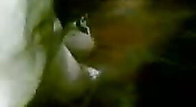 ভারতীয় পরিপক্ক মহিলা এবং তার সঙ্গী তীব্র যৌন লড়াইয়ে জড়িত 1 মিন 20 সেকেন্ড