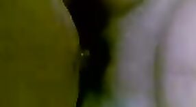 ভারতীয় পরিপক্ক মহিলা এবং তার সঙ্গী তীব্র যৌন লড়াইয়ে জড়িত 3 মিন 30 সেকেন্ড