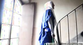 Arab teen gets fucked by old man for cash in homemade video 1 min 50 sec