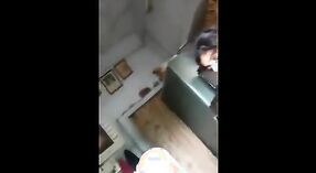 Se filtró un video de masturbación con la mano en solitario de hermanas punjabíes 2 mín. 30 sec