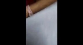 Se filtró un video de masturbación con la mano en solitario de hermanas punjabíes 0 mín. 30 sec