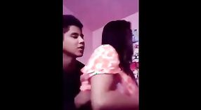 Amateur Tiener Seks met een college meisje en haar neef thuis 0 min 0 sec
