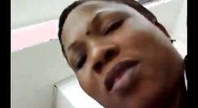 کیرالہ سے بالغ خاتون خانہ ایک گھر ویڈیو میں اس کی جنسی خواہشات کا اشتراک کرتا ہے 0 کم از کم 0 سیکنڈ