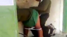 Adolescente menina recebe dela grande burro martelou em escola 2 minuto 00 SEC