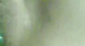 ದೆಹಲಿ ಹದಿಹರೆಯದವರು ಮನೆಯಲ್ಲಿ ಜಮೀನುದಾರನೊಂದಿಗೆ ಎಂಎಂಎಸ್ ಹಗರಣದಲ್ಲಿ ತೊಡಗಿದ್ದಾರೆ 7 ನಿಮಿಷ 40 ಸೆಕೆಂಡು