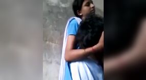 Desi school meisje van Jharkhand gets ondeugend in klaslokaal 2 min 50 sec