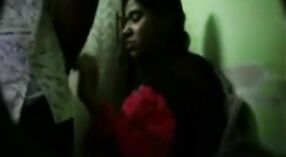 Potajemnie nagrane nagrania Indyjskiego nauczyciela i ucznia angażującego się w aktywność seksualną 4 / min 20 sec