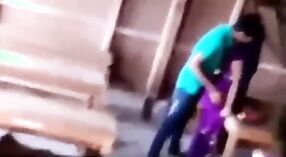 Stiekem opgenomen seks in een college klaslokaal tussen Indiase studenten 0 min 0 sec