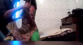 Teen Bangladeschi Mädchen, das während der sexuellen Begegnung vor der Kamera gefangen wurde 0 min 0 s