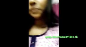 Adolescente ragazza indiana si spoglia per il sesso telefonico 4 min 20 sec