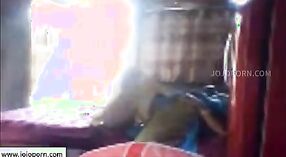 Gizli kamera ile buharlı karşılaşma Hint NRI karısı 4 dakika 00 saniyelik
