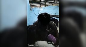 Desi aunty se fait défoncer dans sa chambre avec de l'audio hindi 12 minute 20 sec