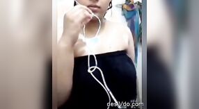 Gendhakan Bangladeshi nampilake awake dhewe ing video chat 17 min 40 sec