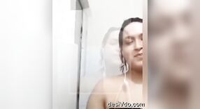 Novia bangladesí se muestra en video chat 4 mín. 40 sec