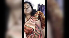 Video seks amatir kidul India sing kasedhiya kanggo didownload 0 min 0 sec