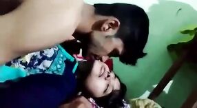 Vraie vidéo de sexe d'adorable couple indien amoureux 3 minute 00 sec