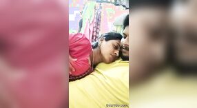 Sizzling pasangan India pasangan MMS Sesi ing Video HD 0 min 0 sec