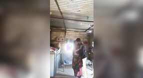 Desi casalinga prende scopata da lei marito in Rajasthan 2 min 20 sec