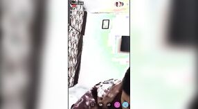 Actuación en vivo de Sapna con la esposa de Dever en un espectáculo de tango caliente 2 mín. 50 sec