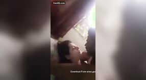 印度夫妇亲吻和性交 0 敏 0 sec