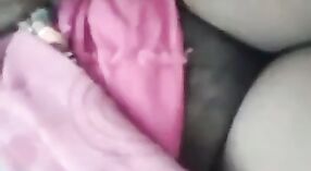 Desi village bhabhi indulges içinde Hardcore seks ile müşteri 1 dakika 20 saniyelik