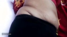 Rekha, A Desi Bhabi, dheweke akeh banget bosok lan melu kegiatan seksual karo bojone, DEVARING 0 min 40 sec