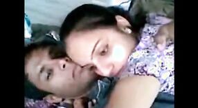 Pareja gujarati disfruta del sexo apasionado con audio claro 0 mín. 50 sec