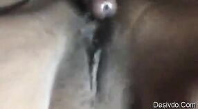 Desi casalinga Tulasi da Telugu si impegna in appassionato sesso con il marito mentre esprime intenso piacere 0 min 40 sec