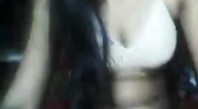 Audio filtrado de ama de casa bangladesí en traje salwar 2 mín. 00 sec