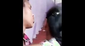 Tamil meisje gets penetrated door haar partner 2 min 50 sec