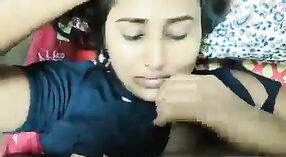 Desi belle Swathi Naidu complaciendo a su novio con sexo oral 3 mín. 50 sec