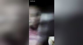 Indiase meisje exposing haar borsten en vagina op webcam 2 min 20 sec