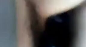 Desi kız itibaren Bangalore hoşlanır açık seks ve boob press içinde MMS video 1 dakika 20 saniyelik