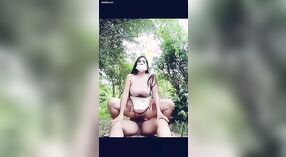 India Kampung Masyarakat Ngalahake Wabah COVID-19 liwat konten porno 0 min 0 sec