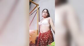 A stunning Bangladeshi brides private video leaked on the internet 0 min 0 sec