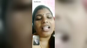 Intimer Video -Chat zwischen einem tamilischen Ehepartner und ihrem Partner 2 min 40 s