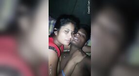 Film lanang India film dheweke ngambung pacar sadurunge jinis 0 min 0 sec