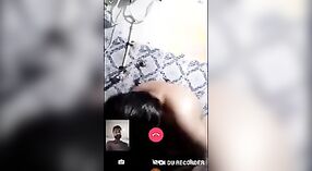 Panggilan video beruap gadis desi 0 min 50 sec