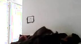 Stiekem opnemen met Verborgen camera in mijn Desi girlfriends kamer 4 min 20 sec