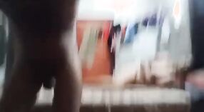 Encuentro íntimo en casa de parejas maduras indias capturado en video 2 mín. 30 sec