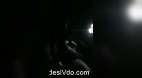 Femme au foyer indienne excitée se faisant plaisir 3 minute 00 sec