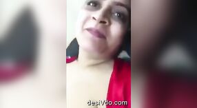 A sexy Pakistani girl engages in sexual activity with a car driver and captures it on mobile media 4 min 40 sec