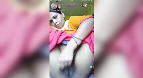 Aldeia wifes vídeo privado vazou, com Peitos grandes e buceta closeup 2 minuto 00 SEC