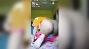 村庄Wifes私人视频泄漏，以大胸部和猫特写为特色 3 敏 10 sec