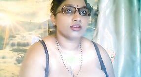 Indian married woman engages in steamy chat with Facebook friend 3 min 20 sec