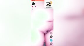 Indiano casalinga revealing lei nudo corpo su webcam 1 min 20 sec