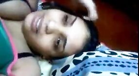 Obrolan seks seluler antara mahasiswi Bangladesh dan pacar 1 min 20 sec